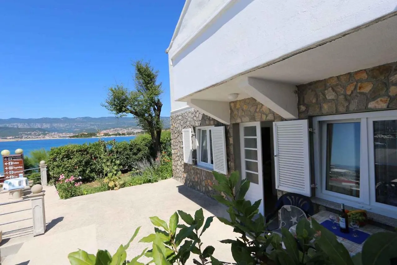 Apartment Silo 8 Croatia